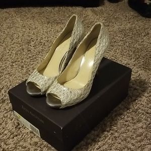 Enzo angiolini peep toe pumps